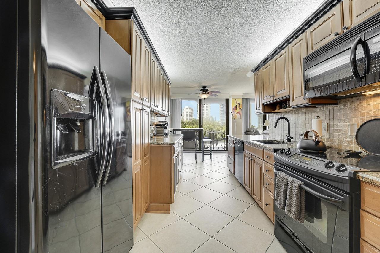 4200 N Ocean Dr #2-306 - Photo 3 of 28