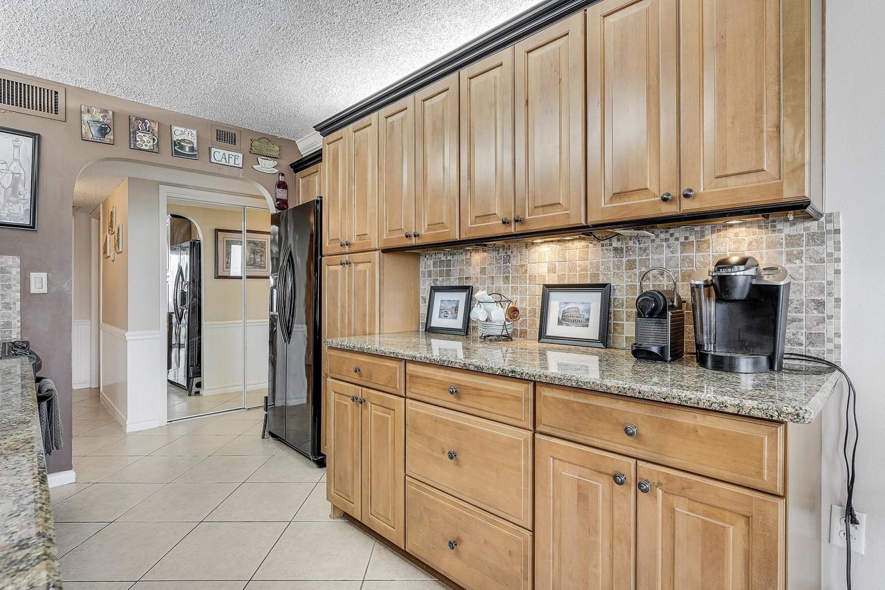 4200 N Ocean Dr #2-306 - Photo 4 of 28