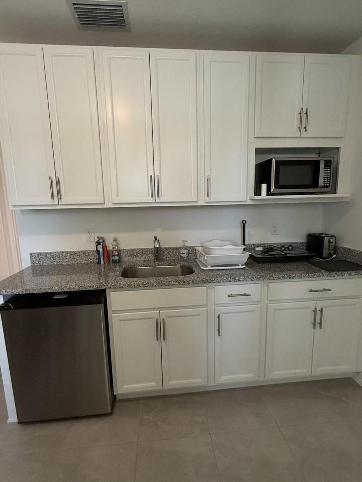 3414 Sw Princeton St - Photo 2 of 9