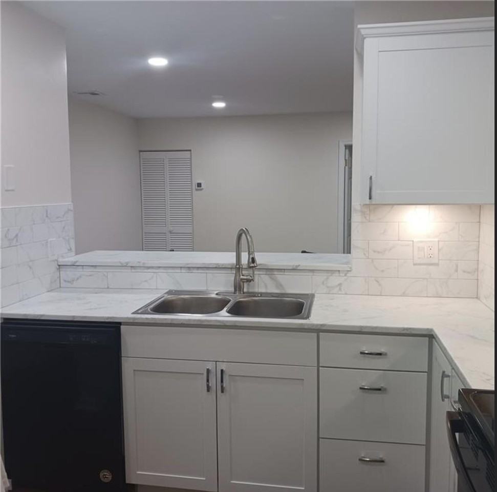 3689 Nw 94th Ave #51 - Photo 2 of 12