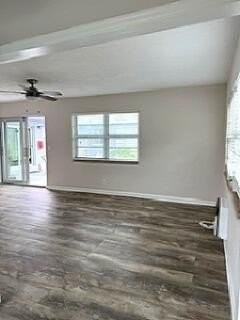 112 Lake Ave #10 - Photo 4 of 11