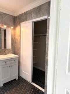 112 Lake Ave #10 - Photo 5 of 11