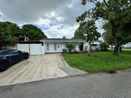 featured image of 2091 Oleander Dr