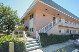 featured image of 18081 Se Country Club Dr