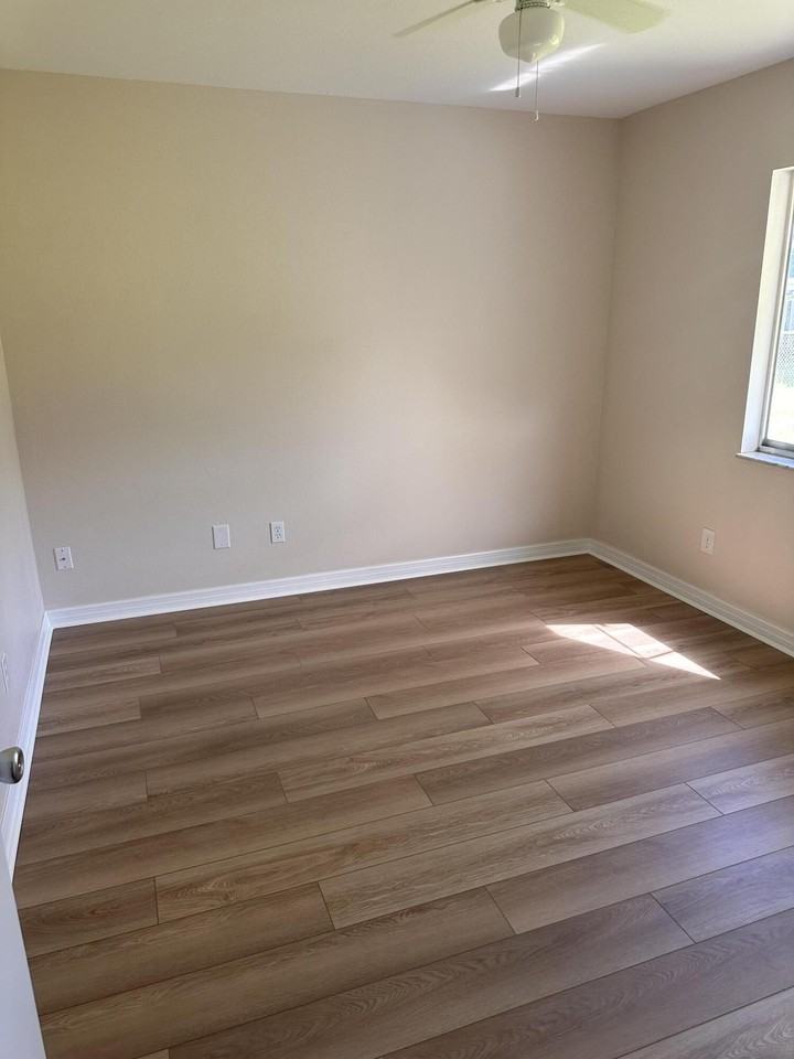 1331 Se Mohave St - Photo 5 of 12
