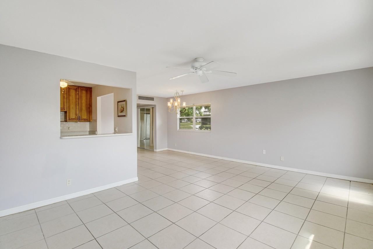 175 Valencia H - Photo 4 of 19