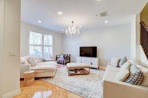 featured image of 4930 Nw 15th Ave