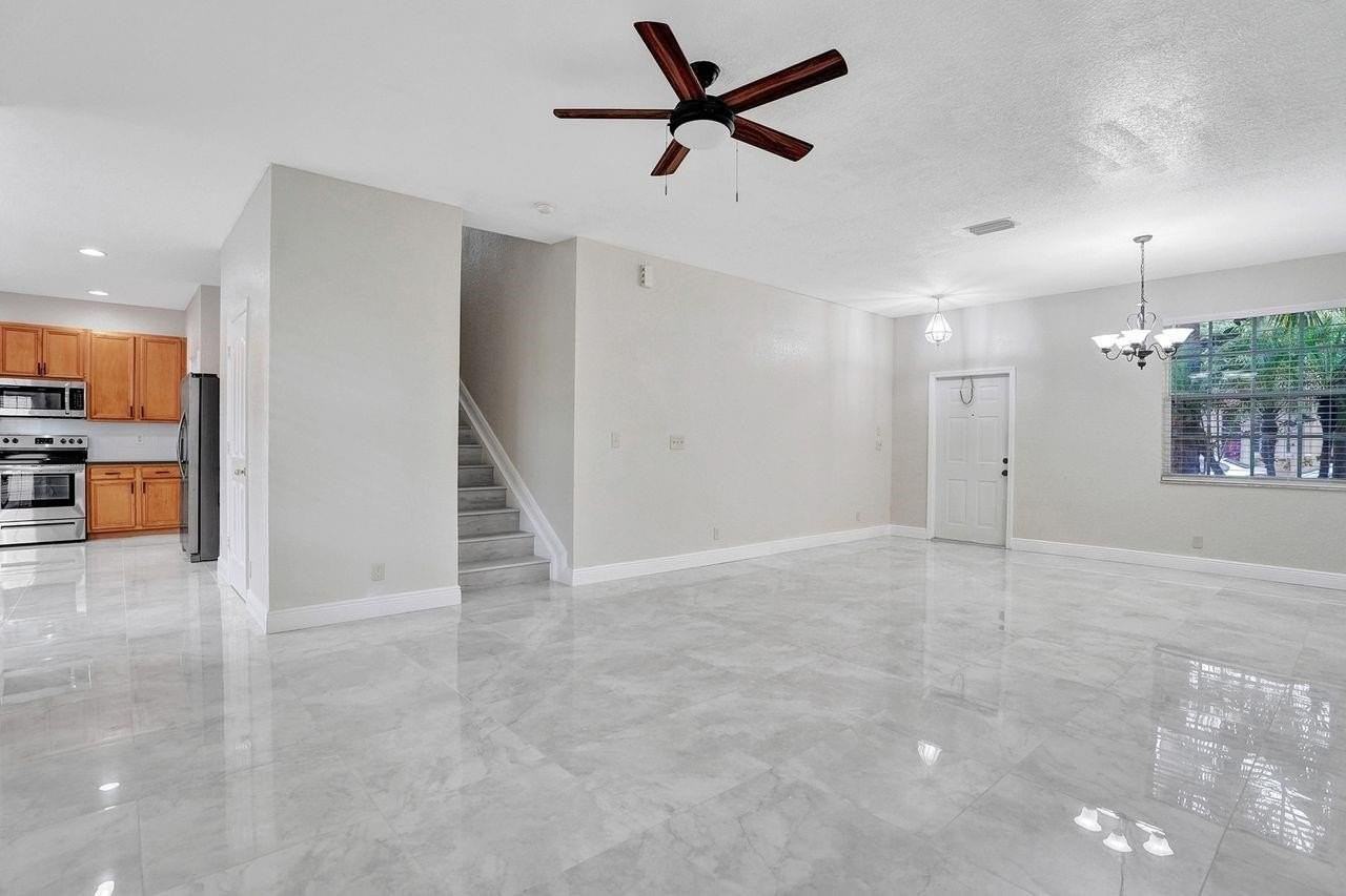 12645 Nw 8th Ct - Photo 4 of 38