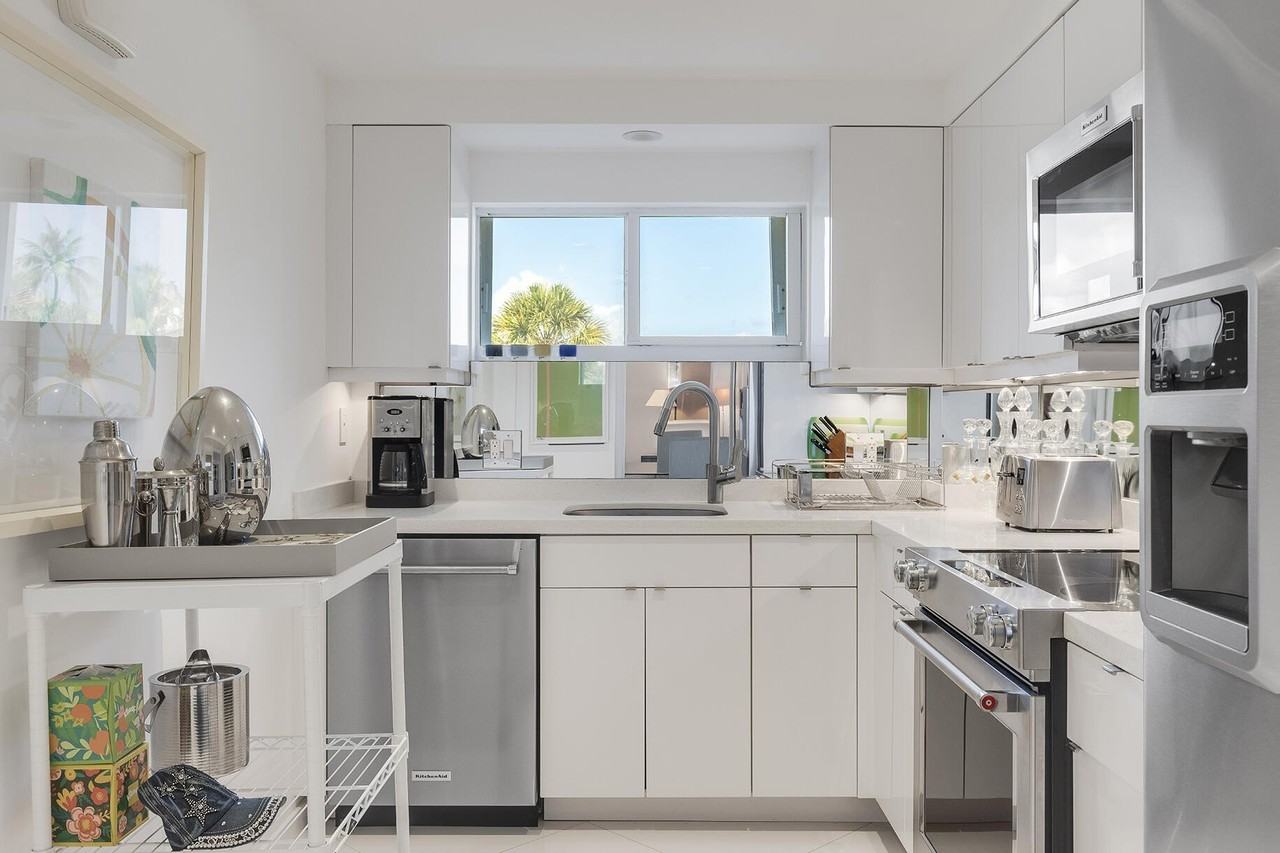 227 Australian Ave #1E - Photo 5 of 11