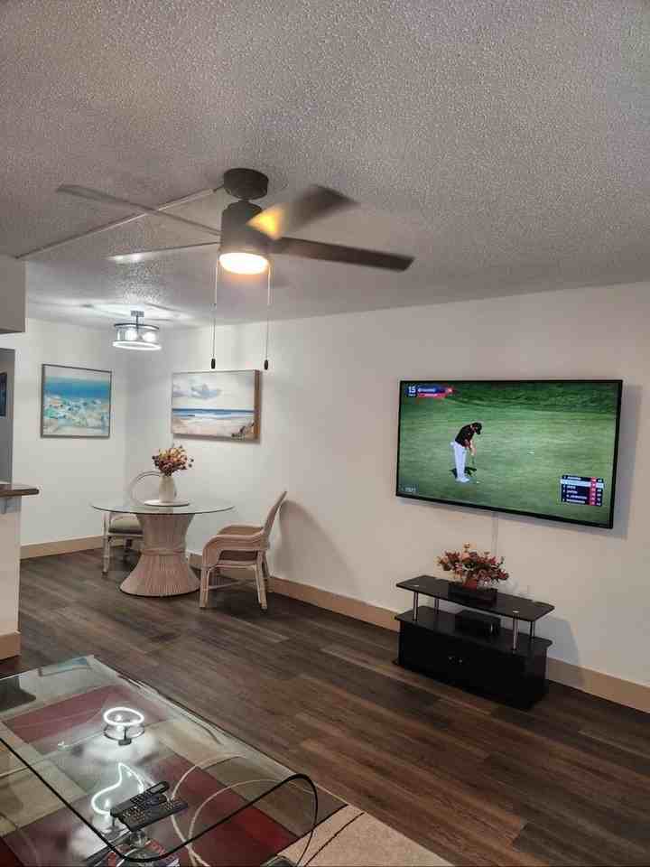 102 Westbury E #102 - Photo 7 of 21