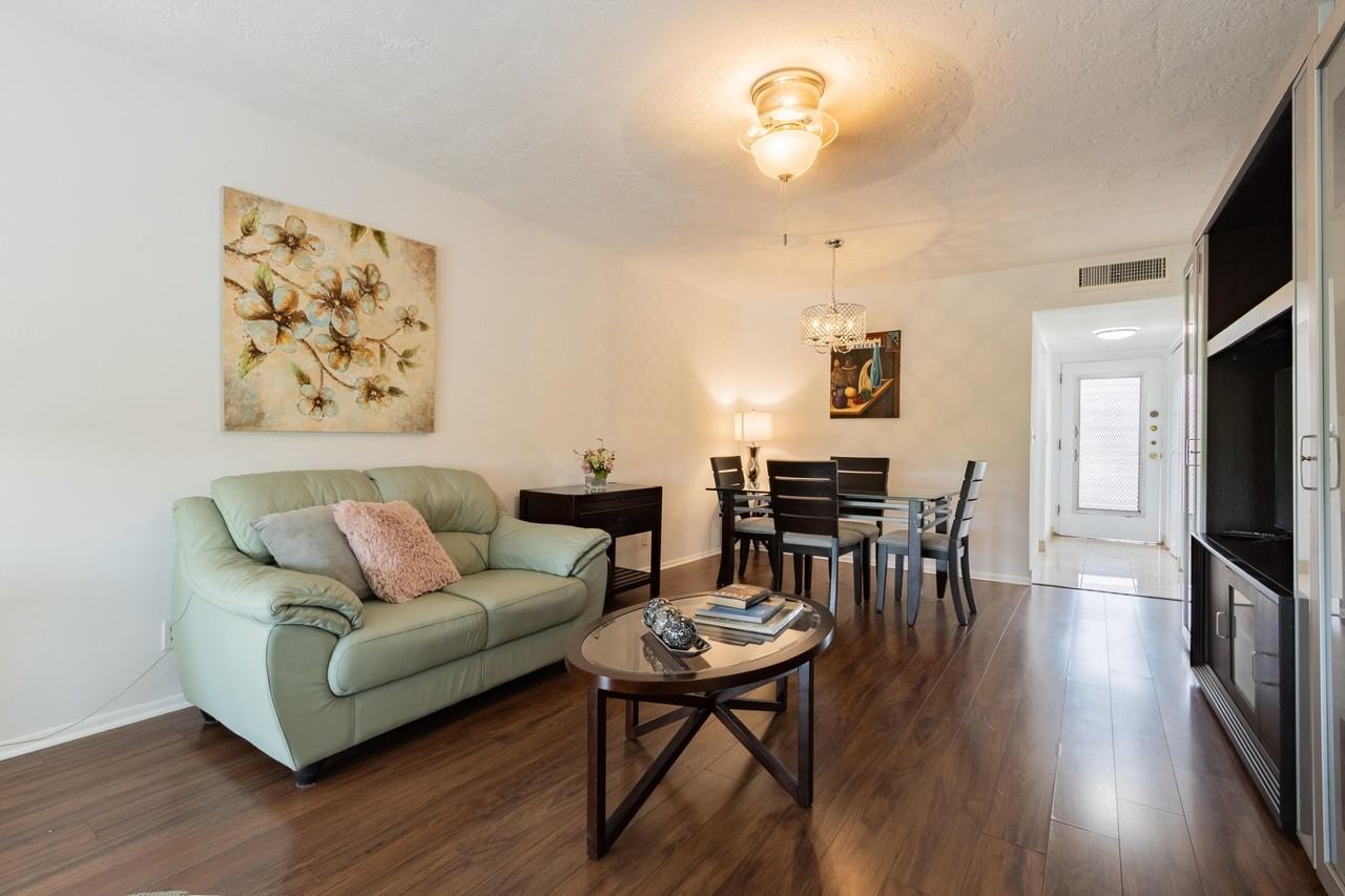 2811 Somerset Dr #412 - Photo 6 of 27