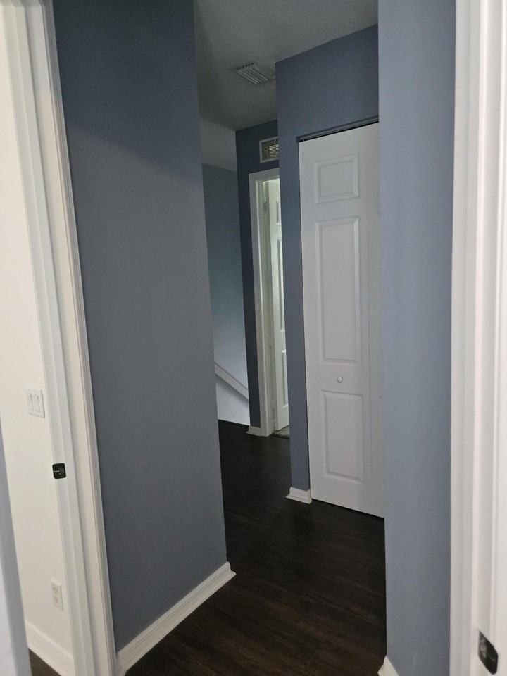 4261 E Main St - Photo 4 of 29