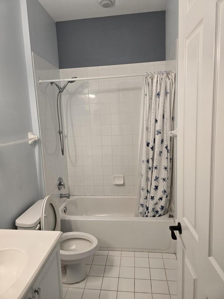 4261 E Main St - Photo 7 of 29