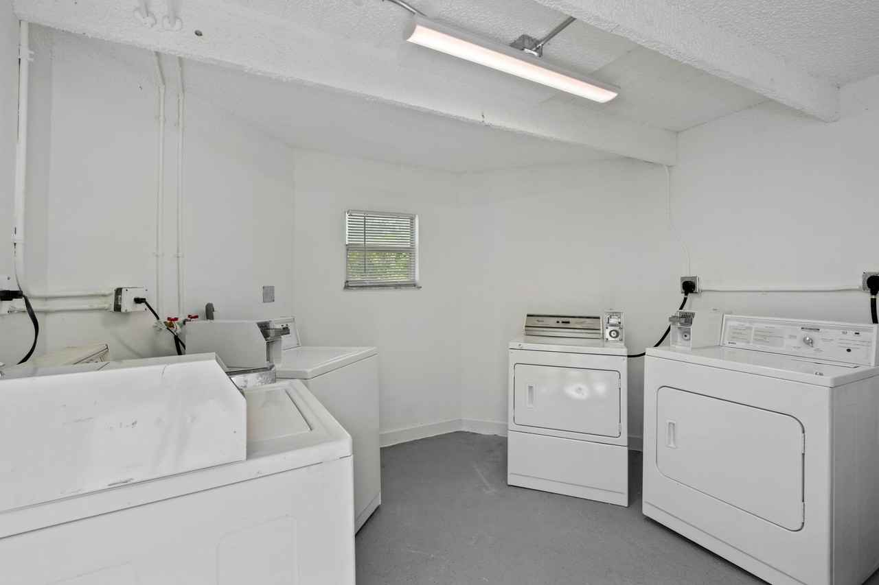 627 Bunker Rd - Photo 2 of 12