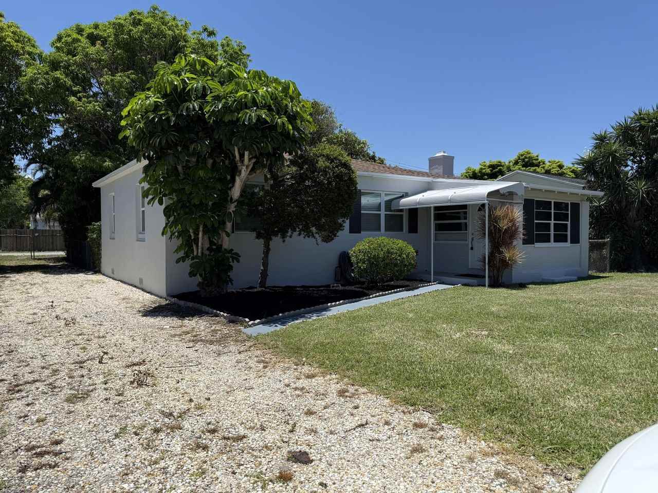332 S Swinton Ave - Photo 2 of 5
