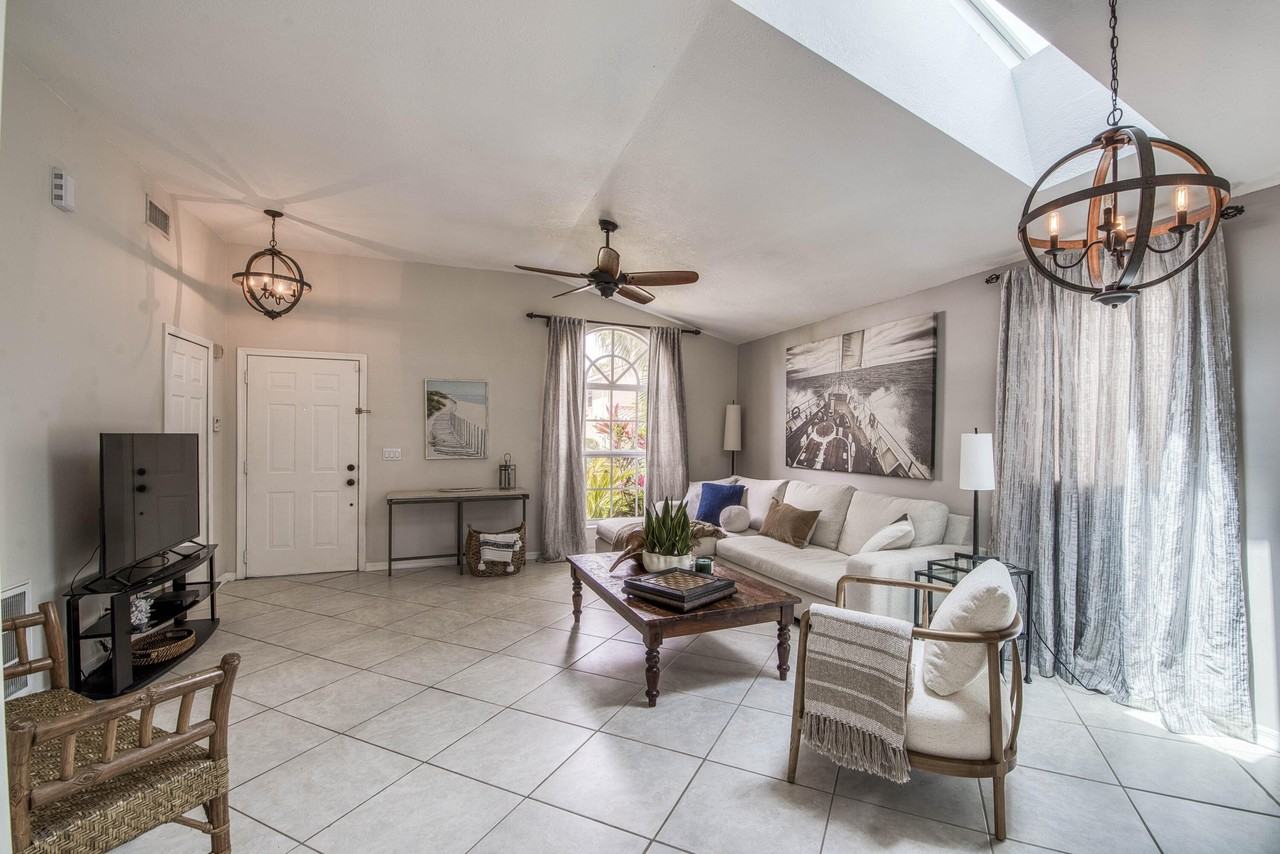 149 Cypress Cv - Photo 3 of 26