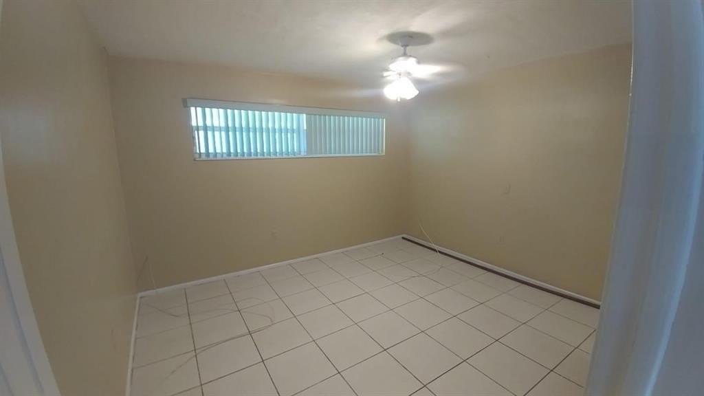 8030 Sunset Strip - Photo 5 of 8