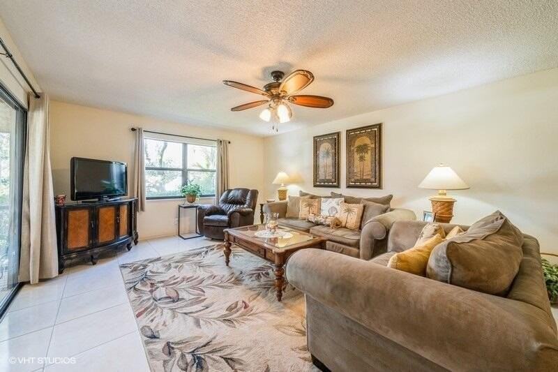 7485 Se Jamestown Ter - Photo 5 of 14