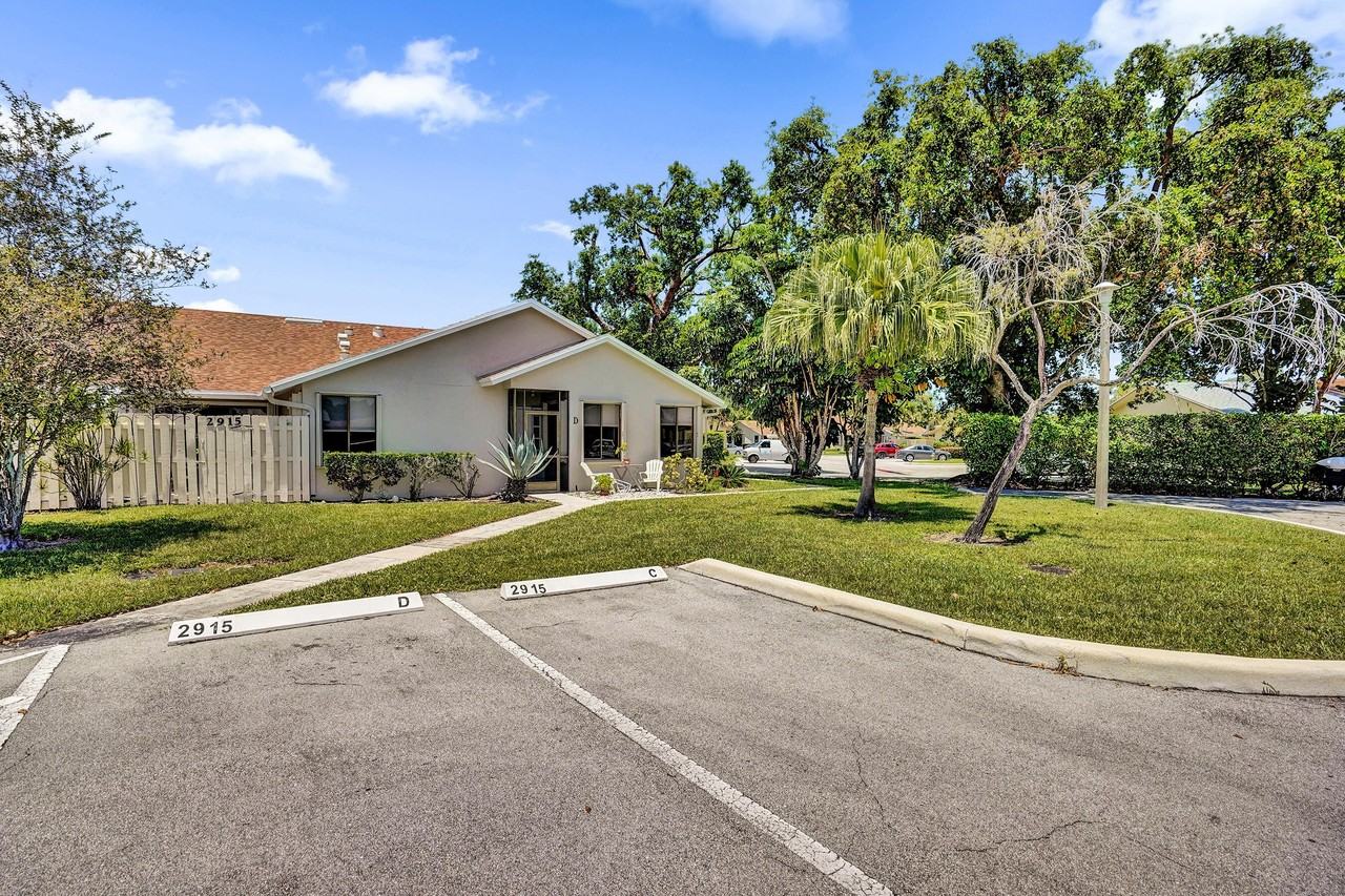 2915 Nw 12th St #D - Photo 2 of 50