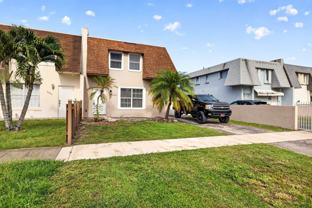 5424 Sw 44th Ter - Photo 1 of 1
