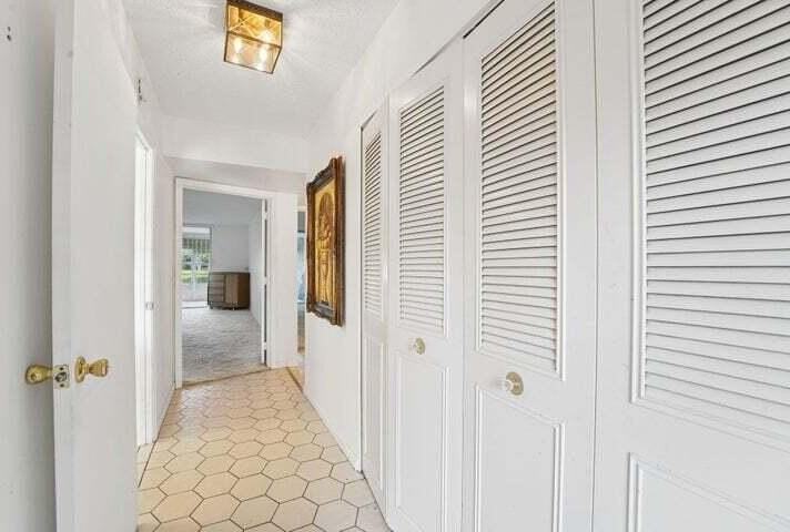 370 Nw 76th Ave #104 - Photo 7 of 47