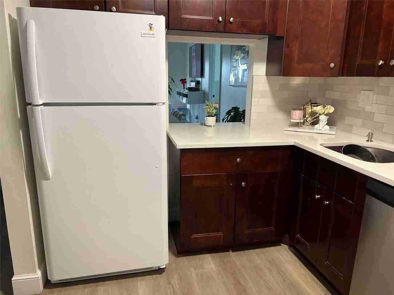 1061 Nw 45th St #8 - Photo 3 of 13
