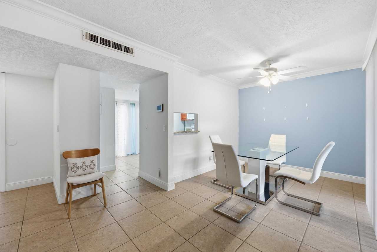301 Lakewood Dr #8A - Photo 2 of 21