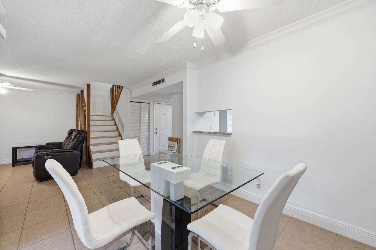 301 Lakewood Dr #8A - Photo 4 of 21