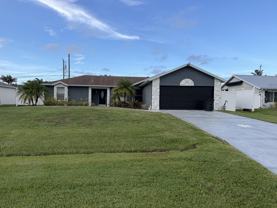 2573 Sw Import Dr - Photo 1 of 1