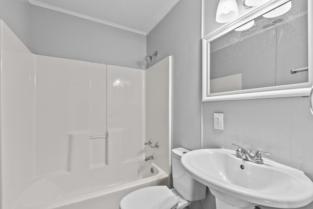 313 N 42nd St - Photo 7 of 21