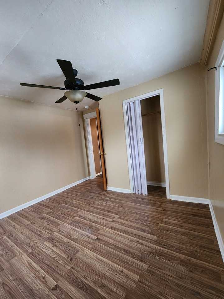 2109 Harding Ave - Photo 5 of 5