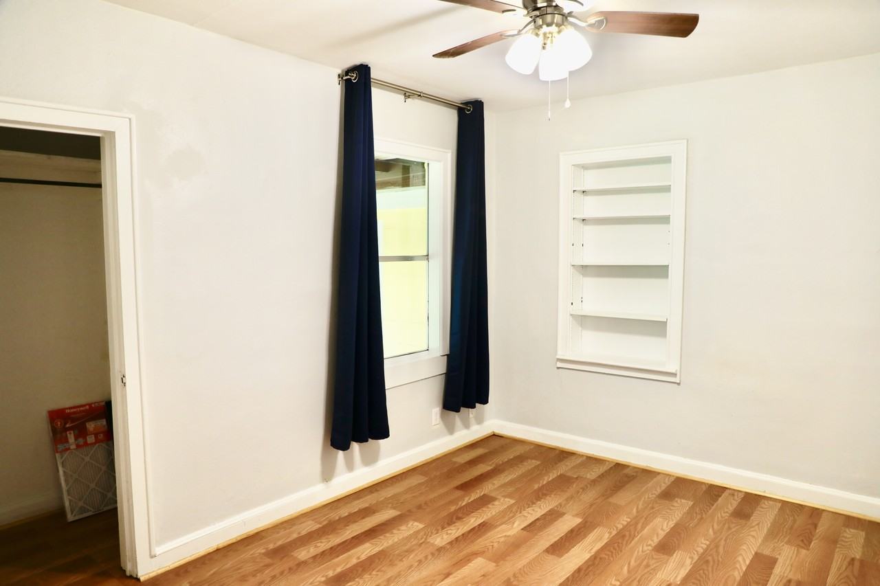 1117 Nw 44th Ave - Photo 3 of 11