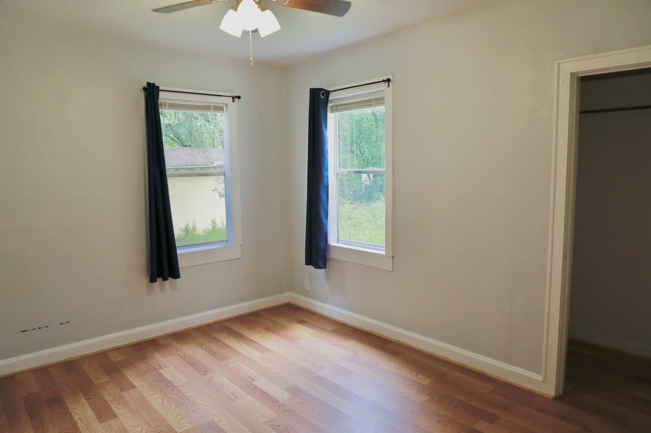 1117 Nw 44th Ave - Photo 6 of 11
