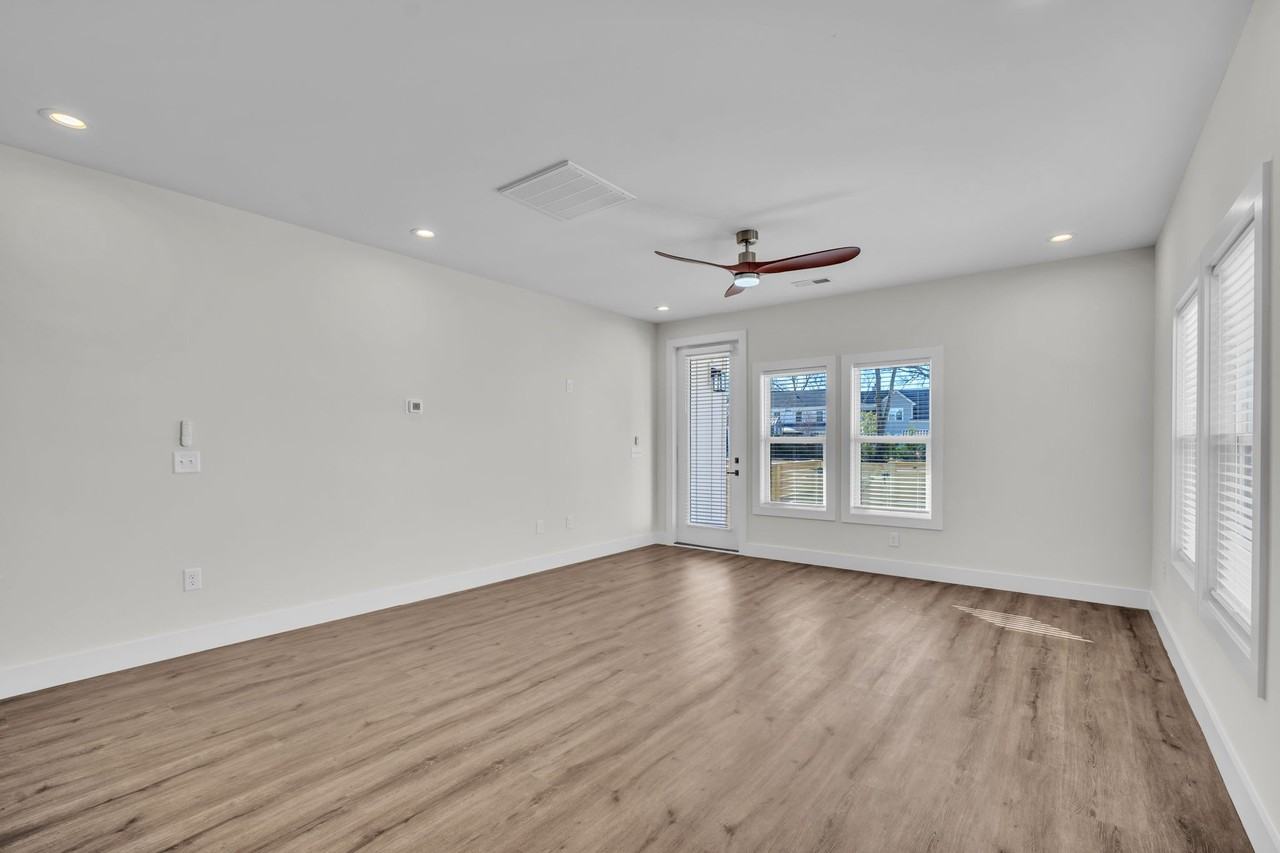 401 Wilkins St #B - Photo 4 of 22