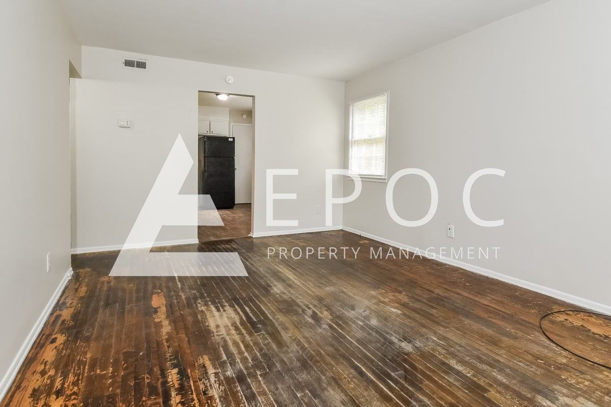 1213 S Downing St - Photo 5 of 17