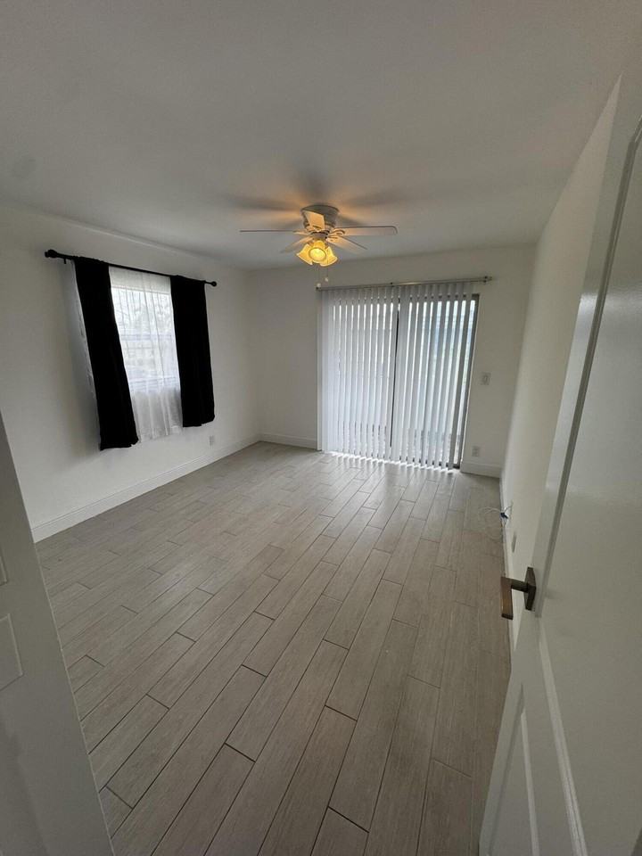 669 Monaco N - Photo 5 of 13