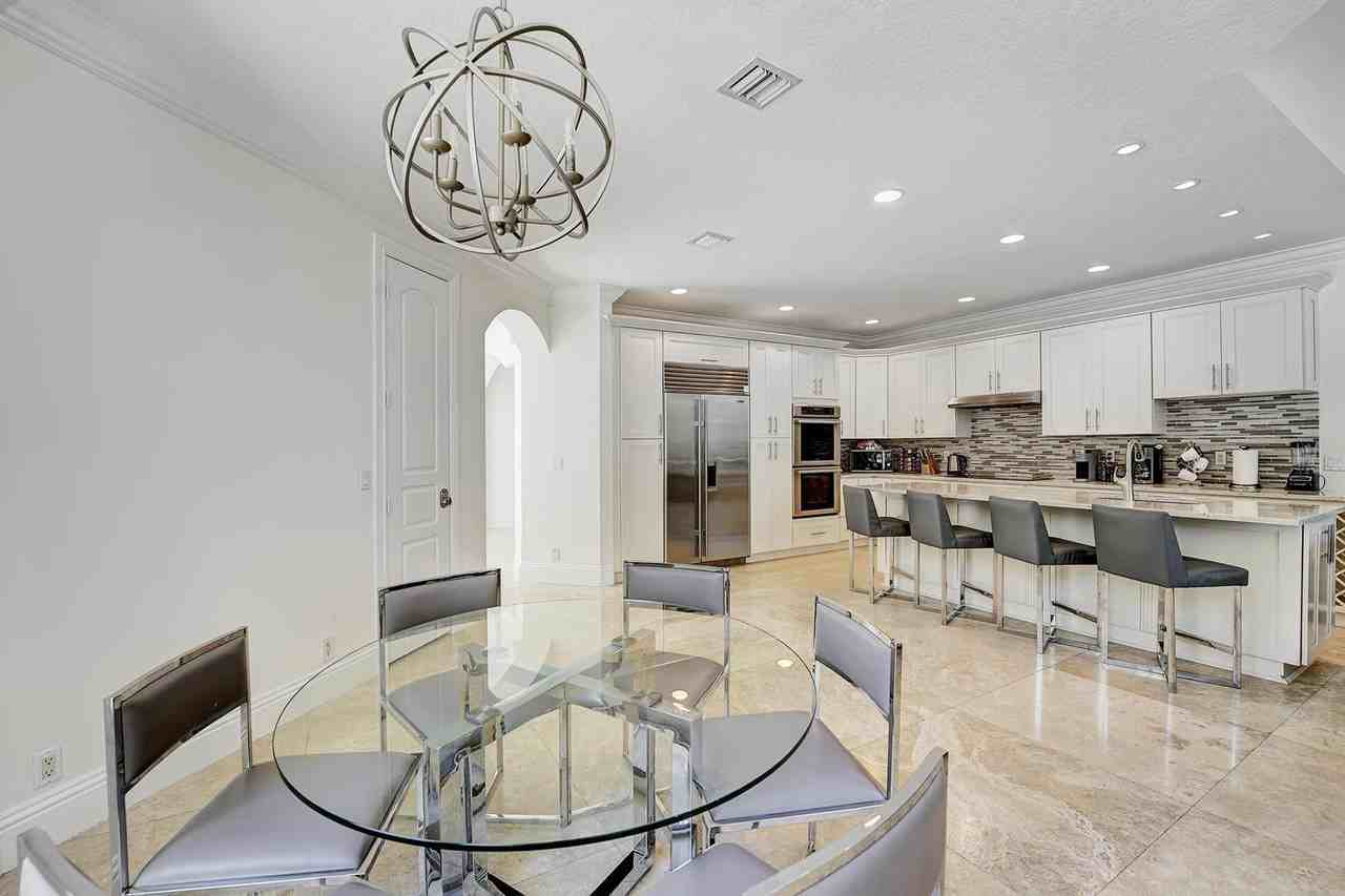 43 Coconut Ln - Photo 6 of 41