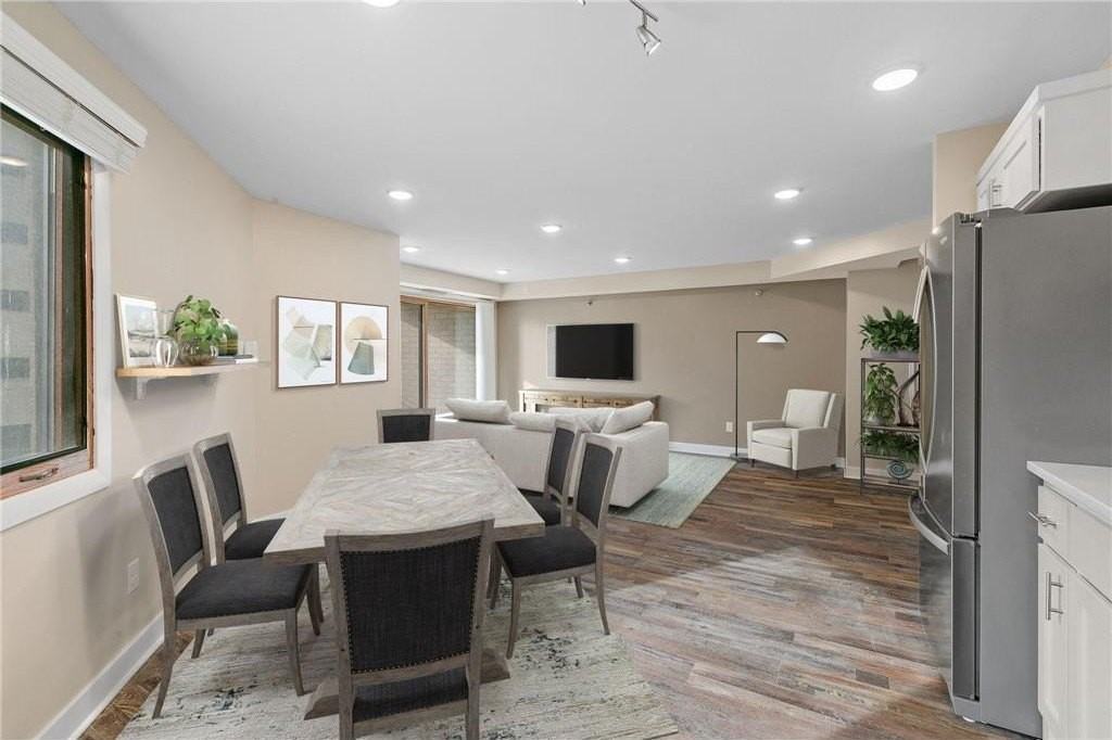 121 Washington Ave S #502 - Photo 7 of 28