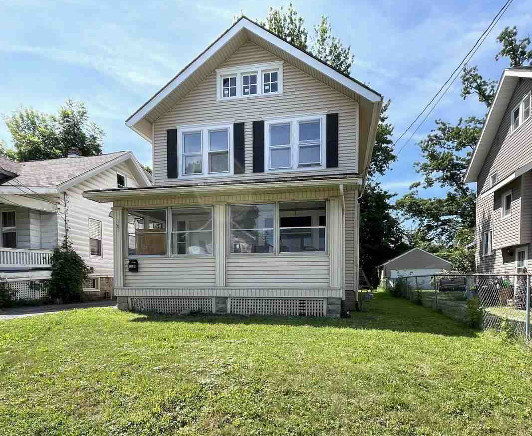 565 Garfield Pl - Photo 2 of 18