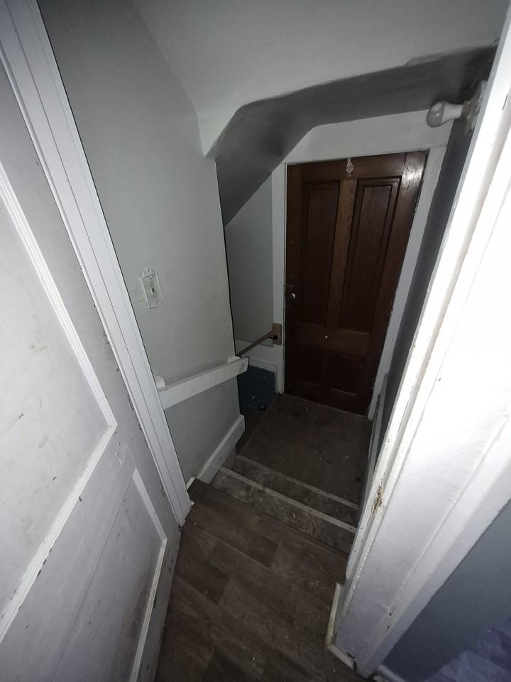 565 Garfield Pl - Photo 6 of 18