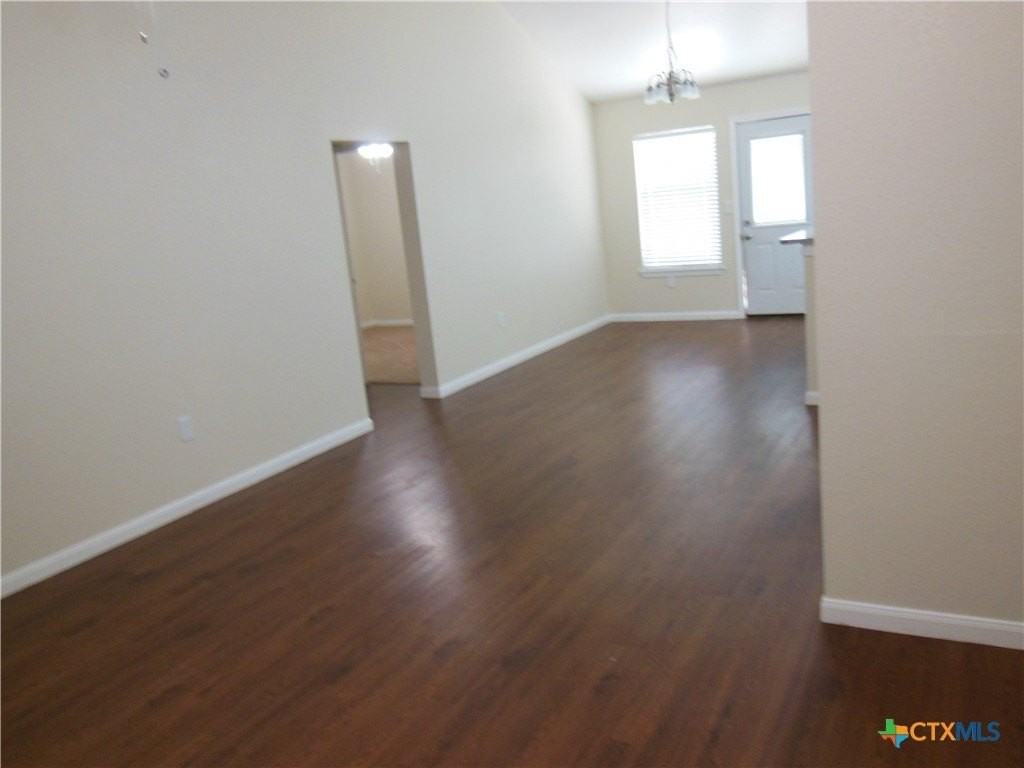 1619 Sunspur Dr - Photo 3 of 19