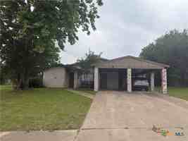 featured image of 402 Skyline Ave