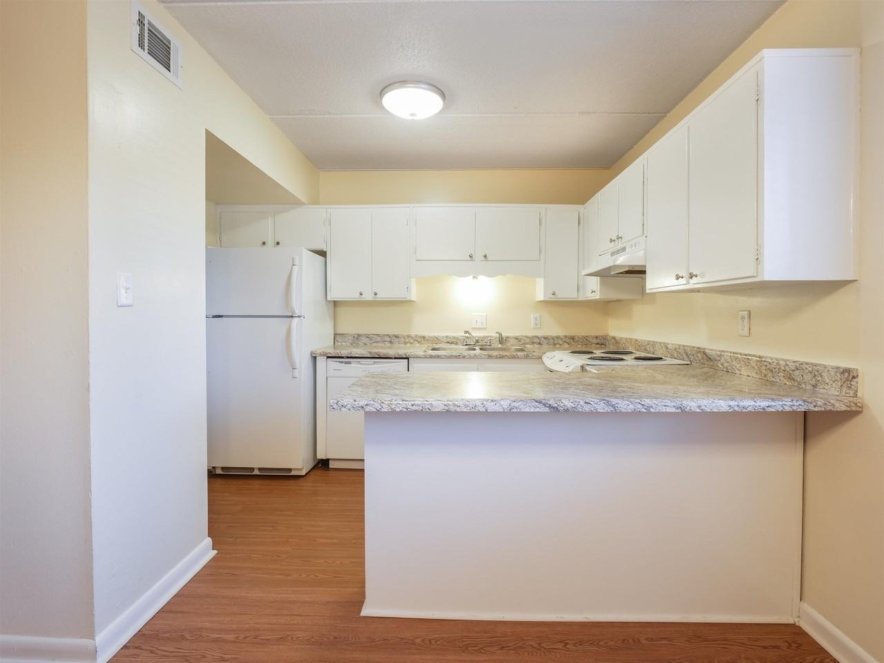 545 E 7th Ave #103 - Photo 7 of 19