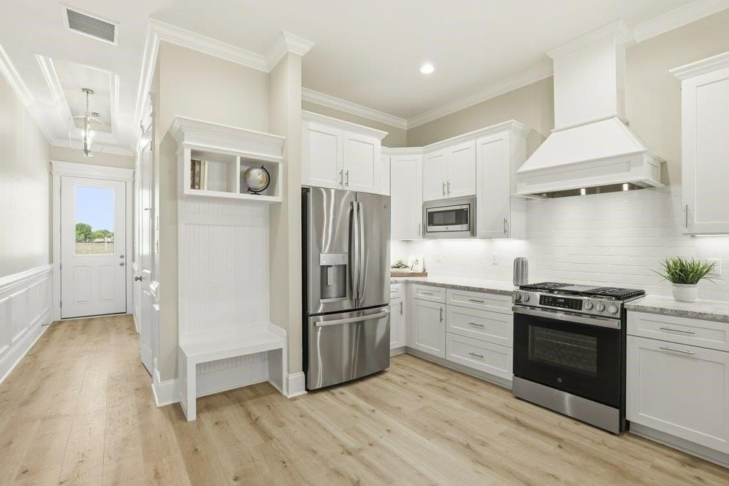 417 Dartez Ct - Photo 4 of 50