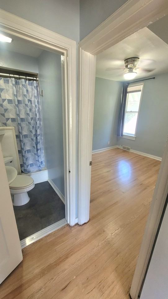 304 N 12th St #1 - Photo 6 of 11