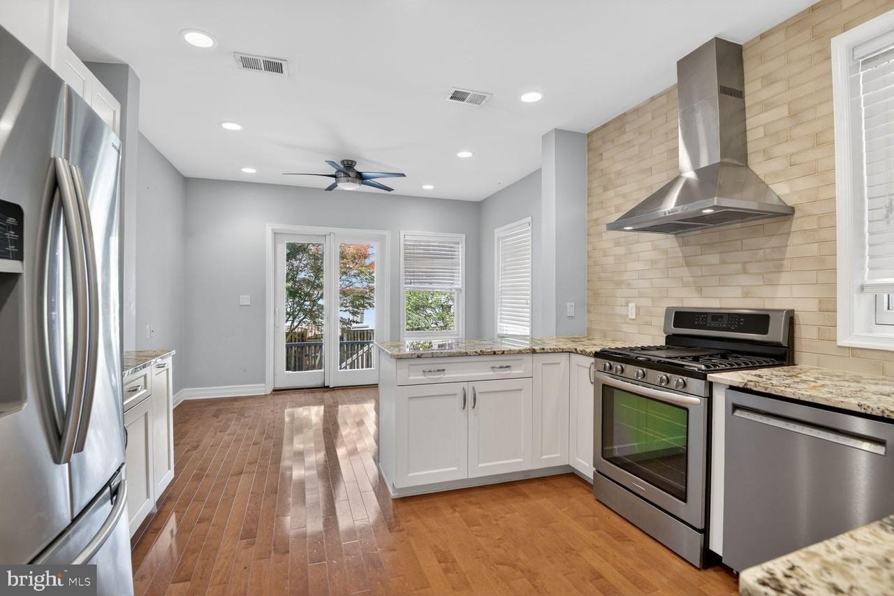 5338 41st St Nw - Photo 7 of 20