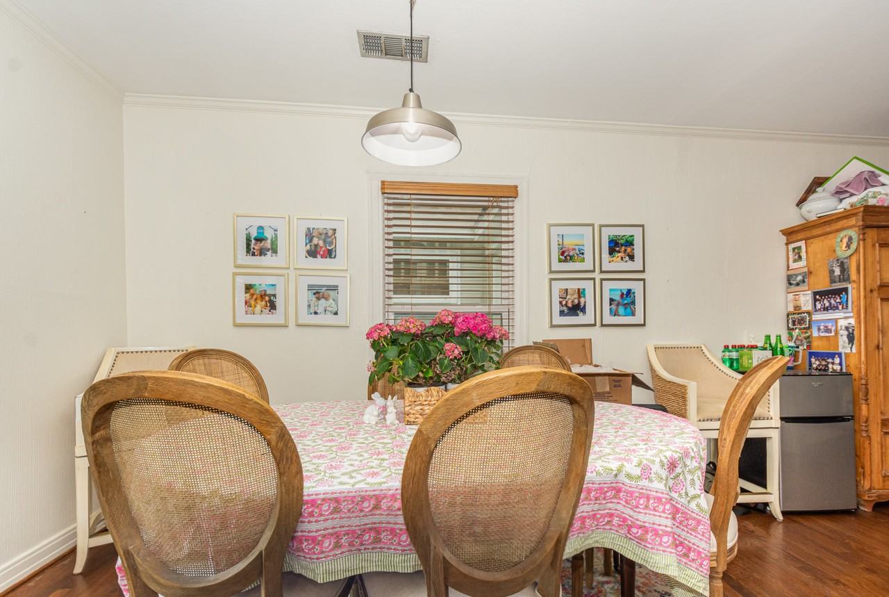 4220 Lovers Ln - Photo 6 of 25
