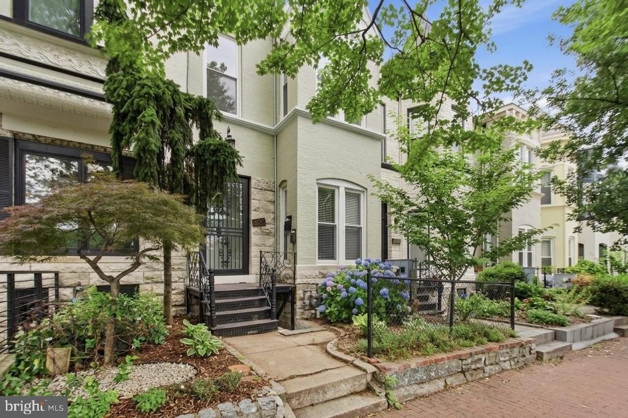 620 9th St Ne - Photo 3 of 28