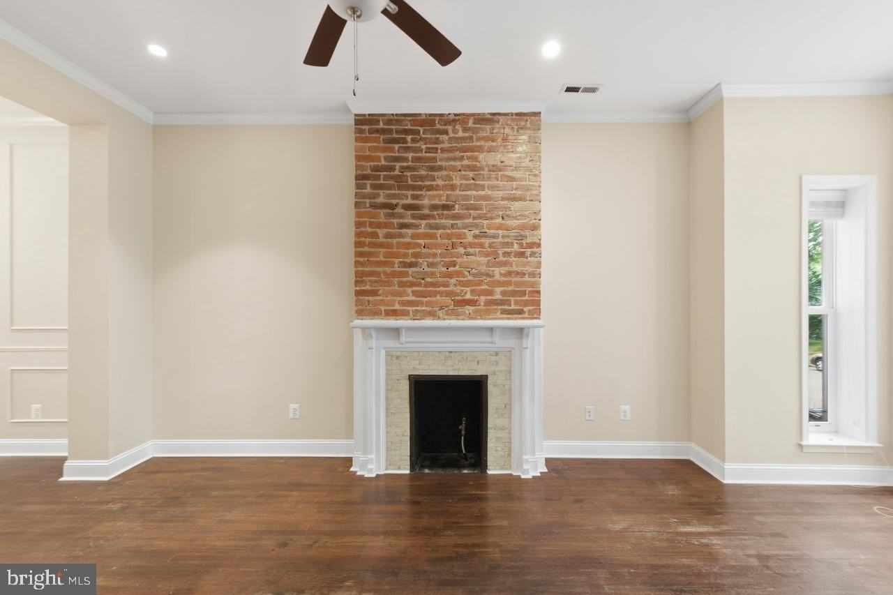 620 9th St Ne - Photo 5 of 28