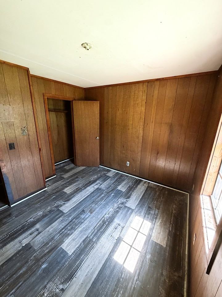 1620 3rd Ave N - Photo 6 of 6